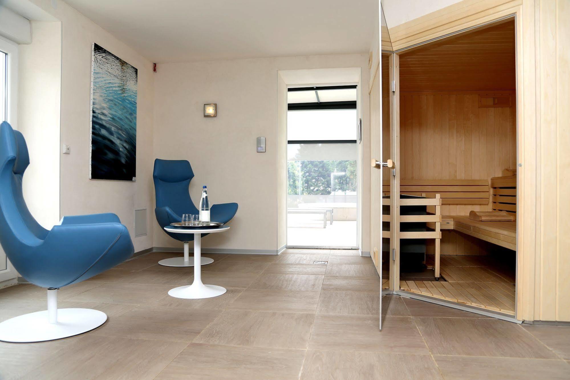 Logis Hotel Restaurant Spa Beau Site Luxeuil-les-Bains Exterior photo